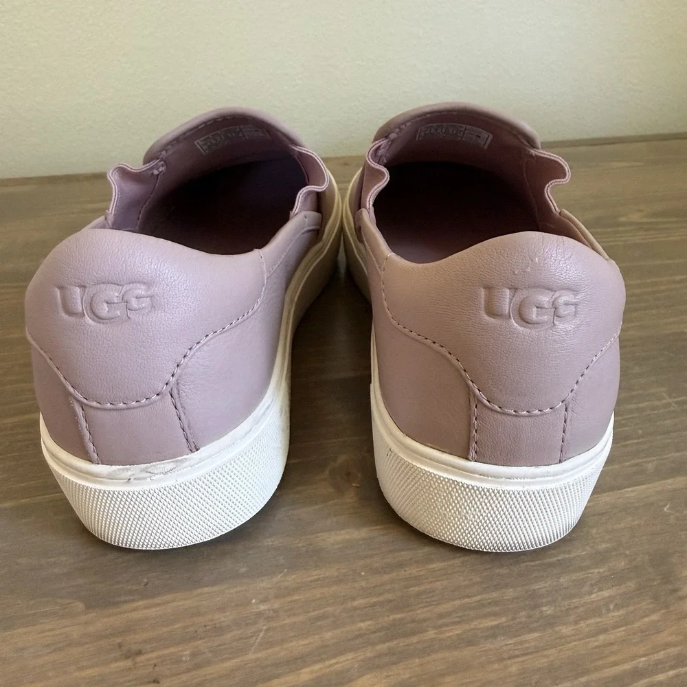 Slip-On Casual Sneakers in Dusty Lilac